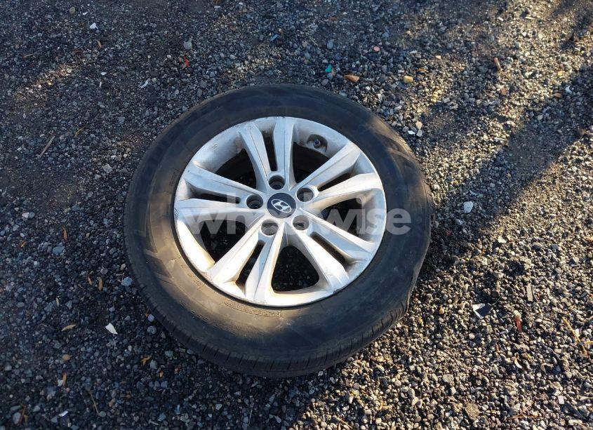 Photo 12 of 2011 Hyundai Sonata GLS (VIN 5NPEB4AC1BH086800)