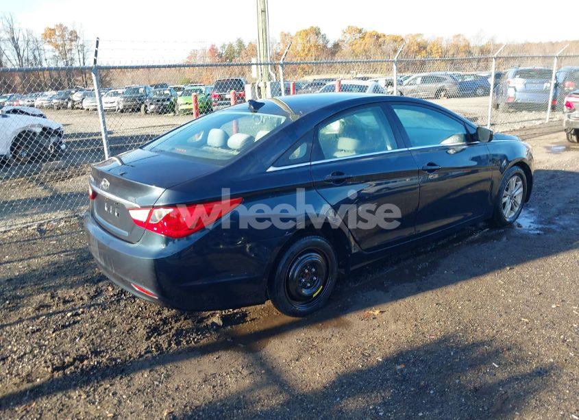 Photo 4 of 2011 Hyundai Sonata GLS (VIN 5NPEB4AC1BH086800)