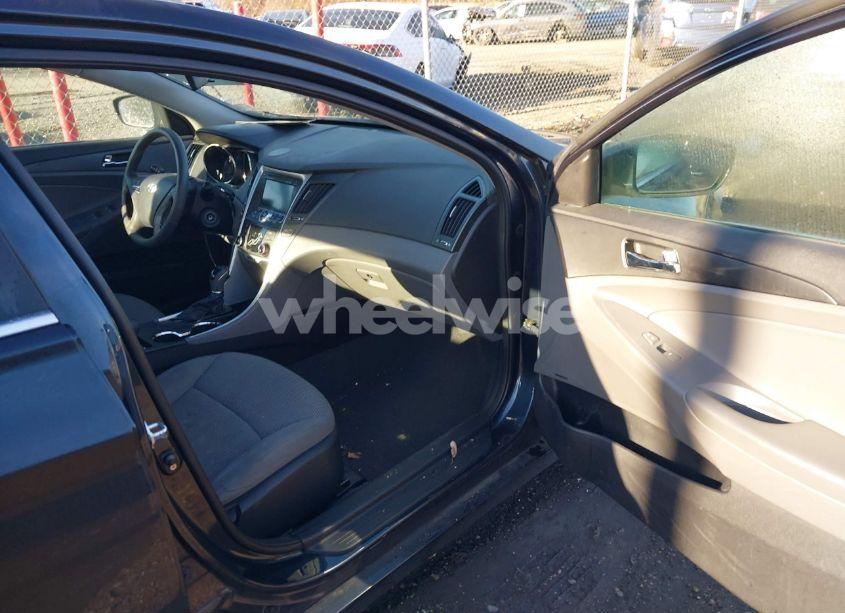 Photo 5 of 2011 Hyundai Sonata GLS (VIN 5NPEB4AC1BH086800)