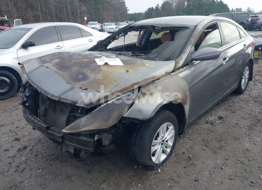 Photo 2 of 2011 Hyundai Sonata GLS (VIN 5NPEB4AC1BH092824)