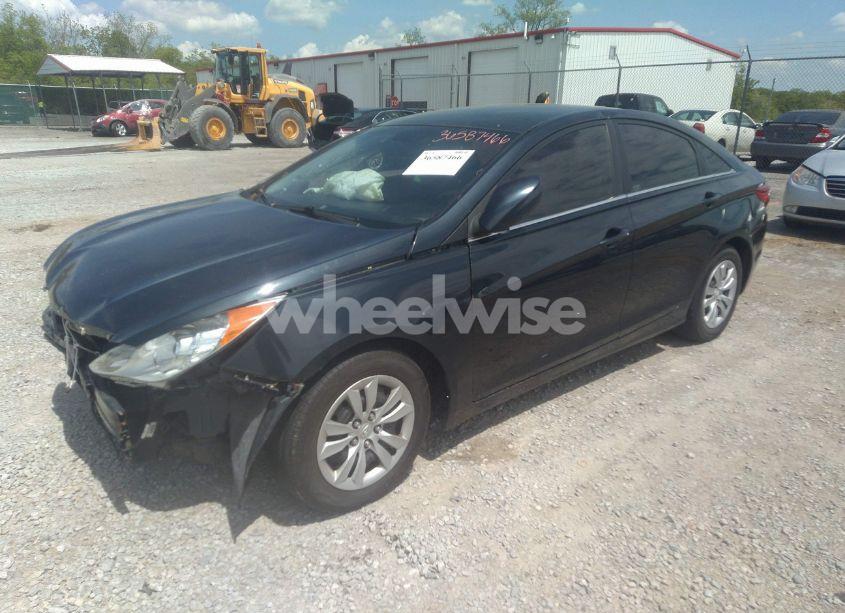 Photo 2 of 2011 Hyundai Sonata GLS (VIN 5NPEB4AC1BH130648)