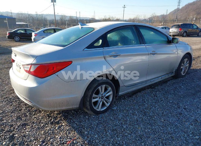 Photo 4 of 2011 Hyundai Sonata GLS (VIN 5NPEB4AC1BH139138)