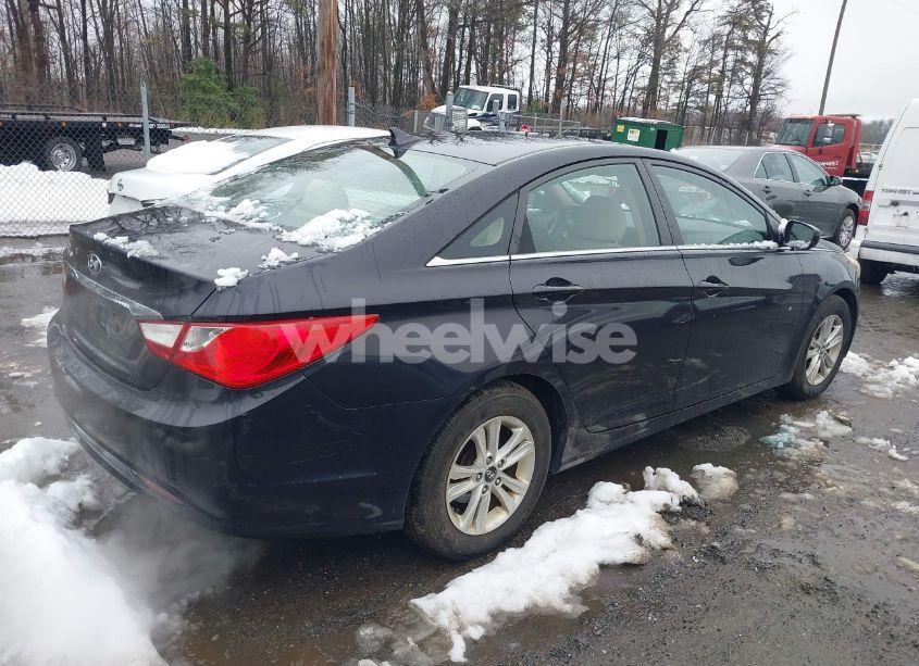 Photo 4 of 2011 Hyundai Sonata GLS (VIN 5NPEB4AC1BH139432)