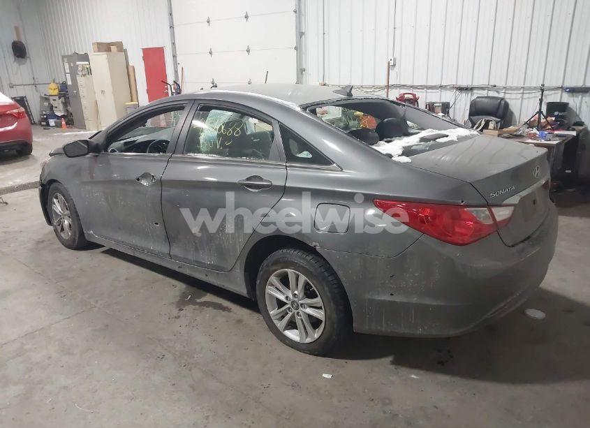 Photo 3 of 2011 Hyundai Sonata GLS (VIN 5NPEB4AC1BH171569)
