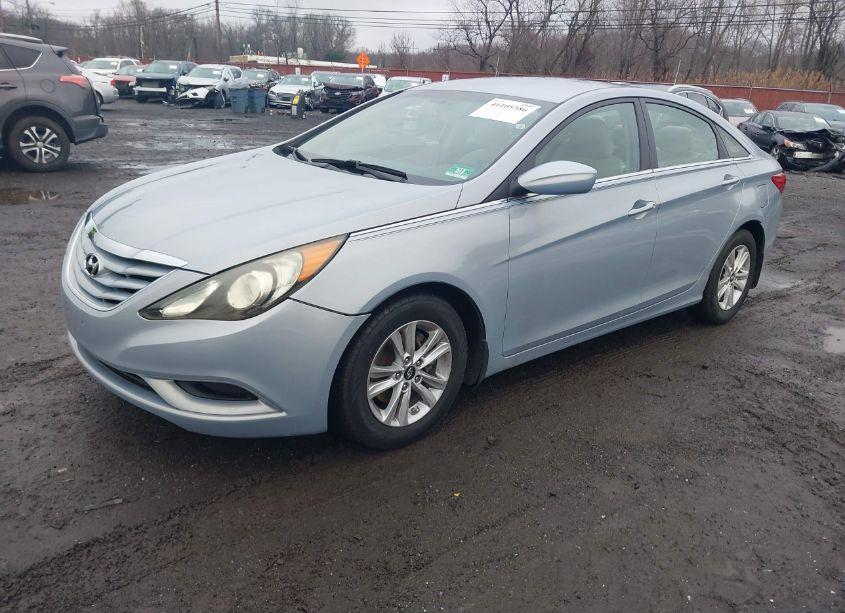 Photo 2 of 2011 Hyundai Sonata GLS (VIN 5NPEB4AC1BH178036)