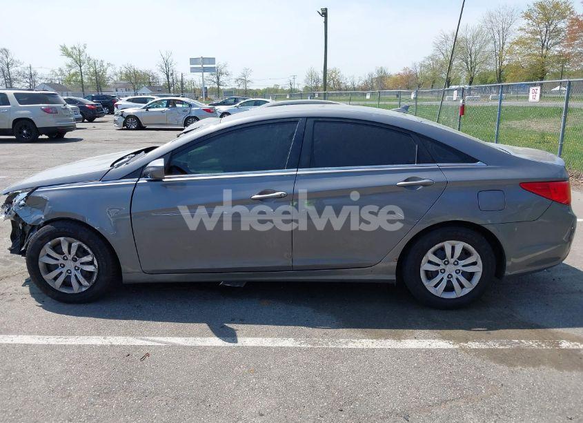 Photo 14 of 2011 Hyundai Sonata GLS (VIN 5NPEB4AC1BH197816)