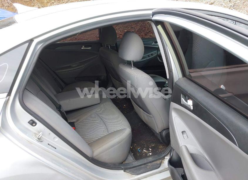 Photo 8 of 2011 Hyundai Sonata GLS (VIN 5NPEB4AC1BH276354)