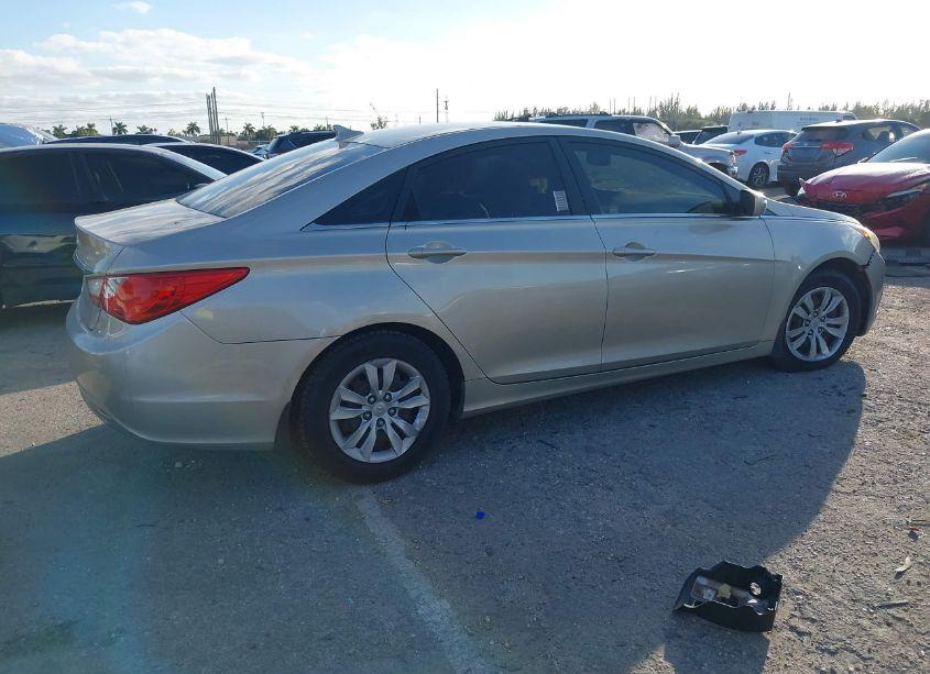 Photo 4 of 2011 Hyundai Sonata GLS (VIN 5NPEB4AC1BH290416)