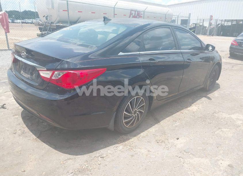 Photo 4 of 2011 Hyundai Sonata GLS (VIN 5NPEB4AC1BH301057)