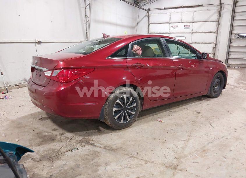 Photo 4 of 2011 Hyundai Sonata GLS (VIN 5NPEB4AC1BH305593)