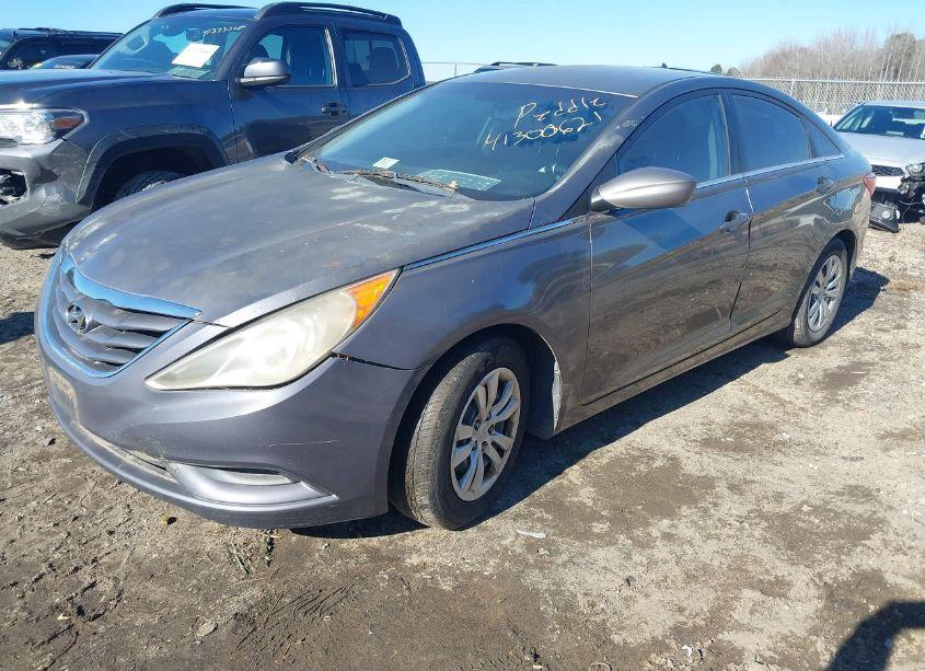 Photo 2 of 2012 Hyundai Sonata GLS (VIN 5NPEB4AC1CH323996)
