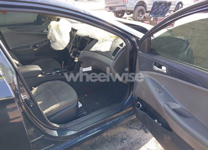 Photo 5 of 2012 Hyundai Sonata GLS (VIN 5NPEB4AC1CH343097)