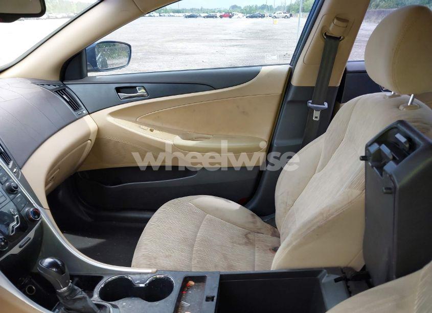 Photo 5 of 2012 Hyundai Sonata GLS (VIN 5NPEB4AC1CH347201)