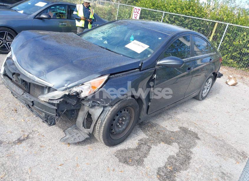 Photo 2 of 2012 Hyundai Sonata GLS (VIN 5NPEB4AC1CH377198)