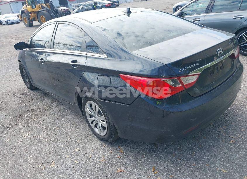 Photo 3 of 2012 Hyundai Sonata GLS (VIN 5NPEB4AC1CH377198)