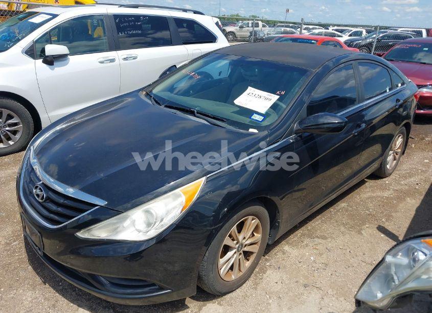 Photo 2 of 2012 Hyundai Sonata GLS (VIN 5NPEB4AC1CH378111)