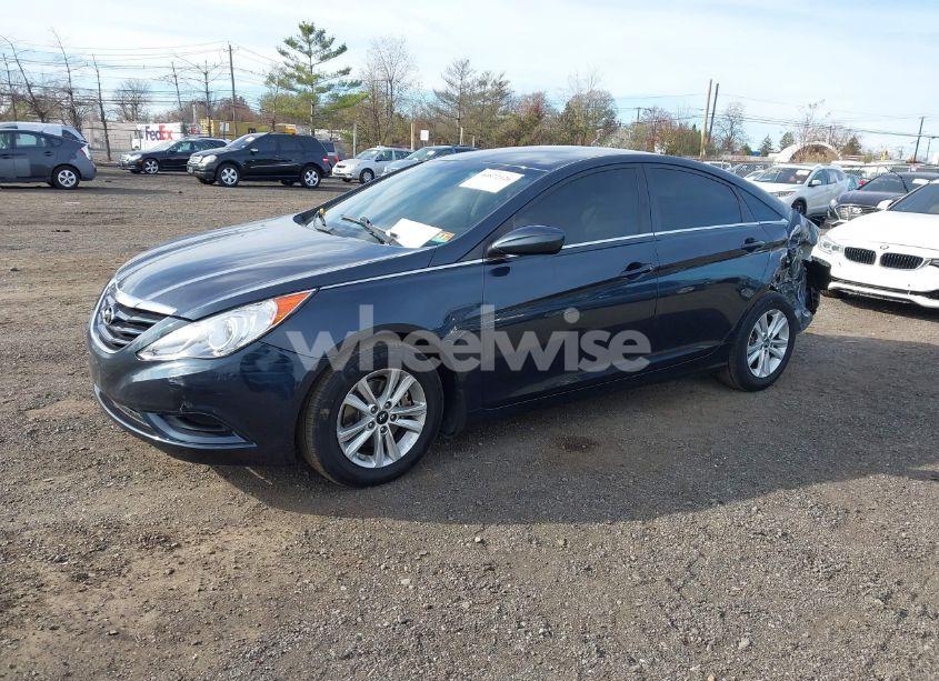 Photo 2 of 2012 Hyundai Sonata GLS (VIN 5NPEB4AC1CH397435)