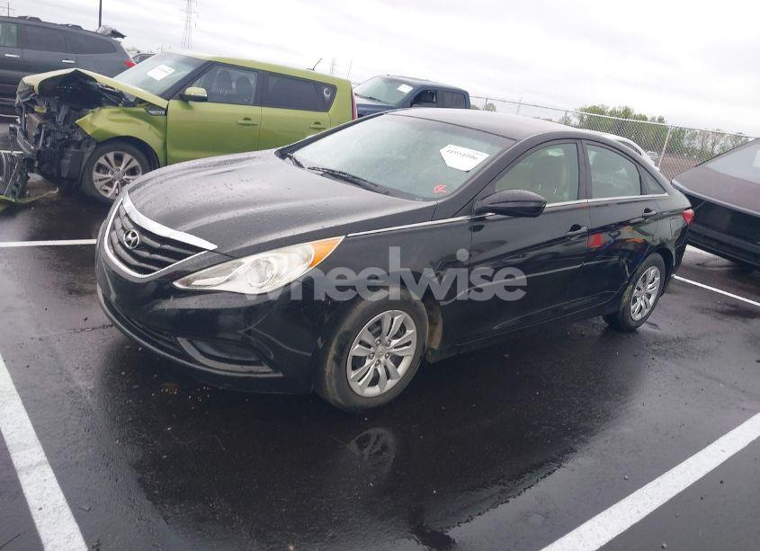Photo 2 of 2012 Hyundai Sonata GLS (VIN 5NPEB4AC1CH442065)