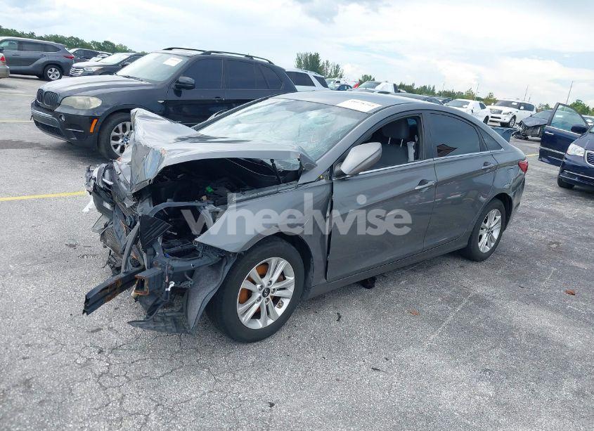 Photo 2 of 2012 Hyundai Sonata GLS (VIN 5NPEB4AC1CH471839)