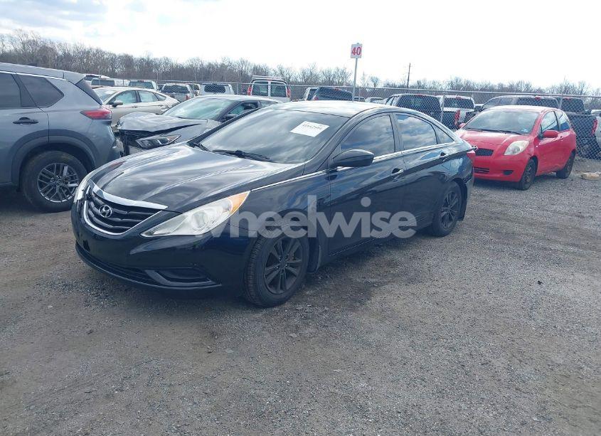 Photo 2 of 2012 Hyundai Sonata GLS (VIN 5NPEB4AC1CH473784)