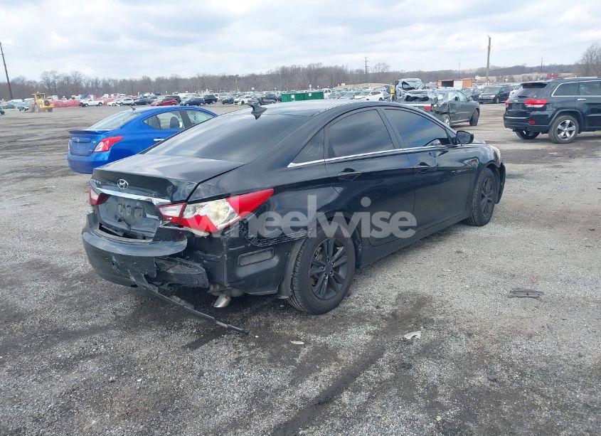 Photo 4 of 2012 Hyundai Sonata GLS (VIN 5NPEB4AC1CH473784)