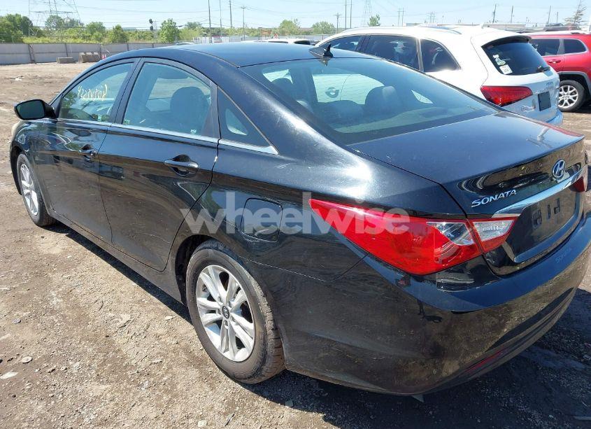 Photo 3 of 2012 Hyundai Sonata GLS (VIN 5NPEB4AC1CH497793)