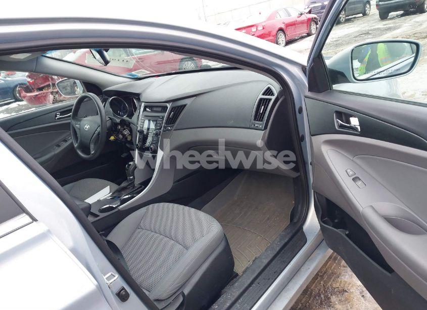 Photo 5 of 2012 Hyundai Sonata GLS (VIN 5NPEB4AC1CH498779)