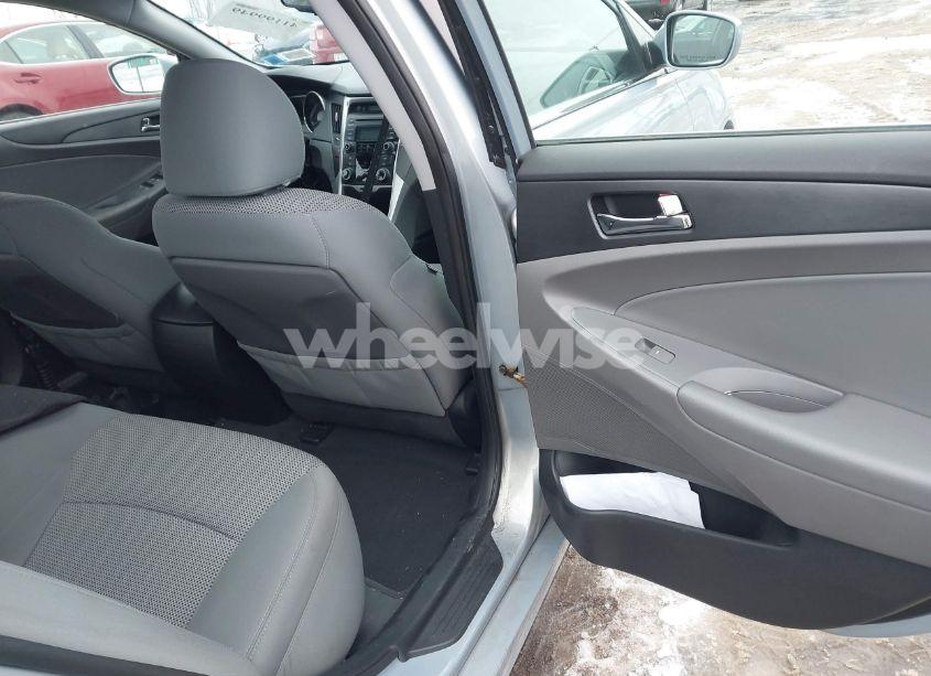 Photo 8 of 2012 Hyundai Sonata GLS (VIN 5NPEB4AC1CH498779)
