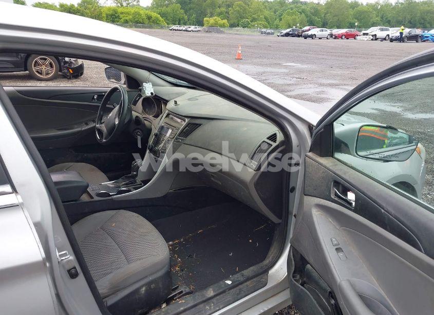 Photo 5 of 2013 Hyundai Sonata GLS (VIN 5NPEB4AC1DH510236)