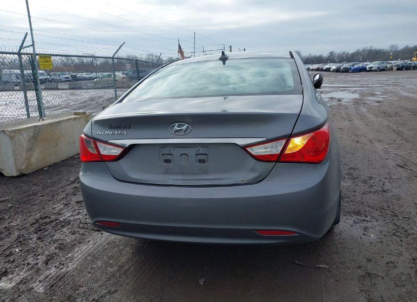 Photo 16 of 2013 Hyundai Sonata GLS (VIN 5NPEB4AC1DH513007)