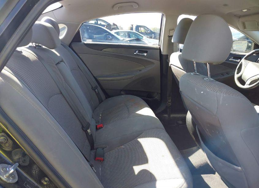 Photo 8 of 2013 Hyundai Sonata GLS (VIN 5NPEB4AC1DH526470)