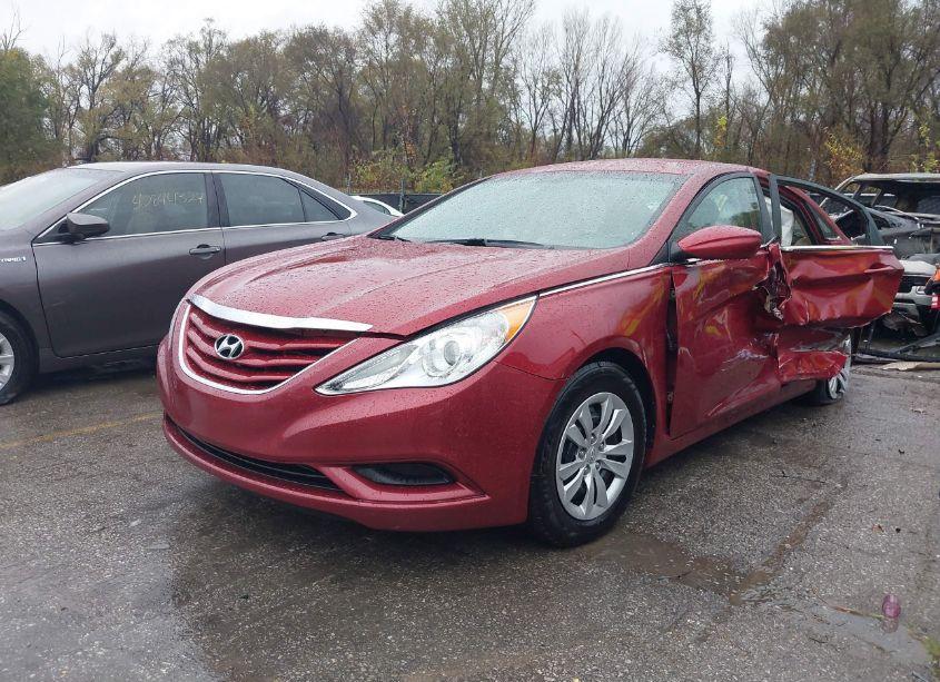 Photo 2 of 2013 Hyundai Sonata GLS (VIN 5NPEB4AC1DH553121)
