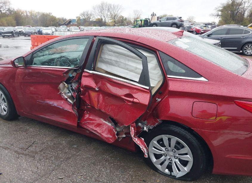 Photo 6 of 2013 Hyundai Sonata GLS (VIN 5NPEB4AC1DH553121)