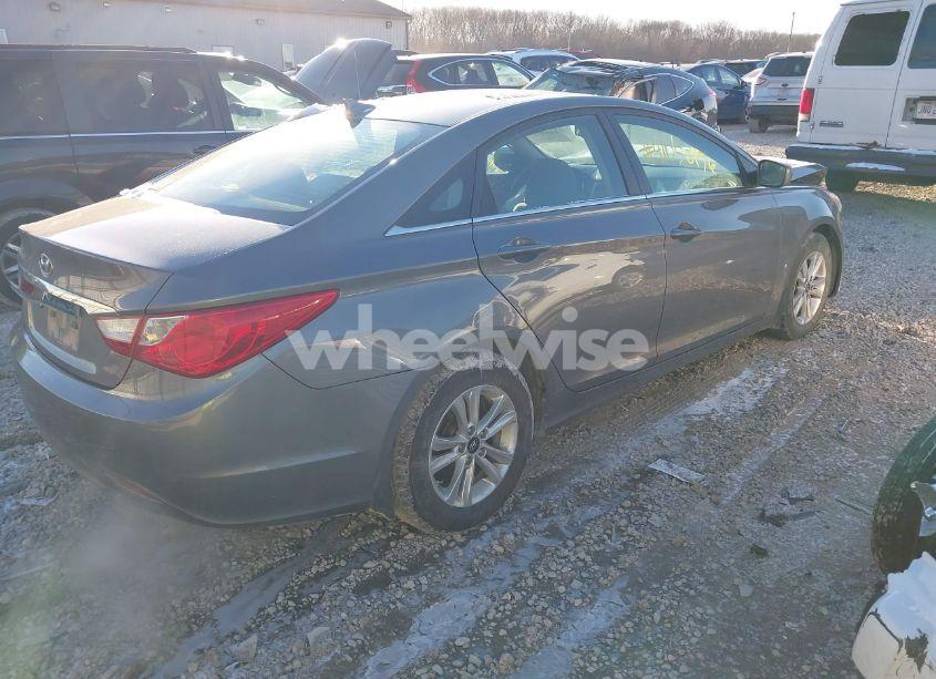 Photo 4 of 2013 Hyundai Sonata GLS (VIN 5NPEB4AC1DH556424)