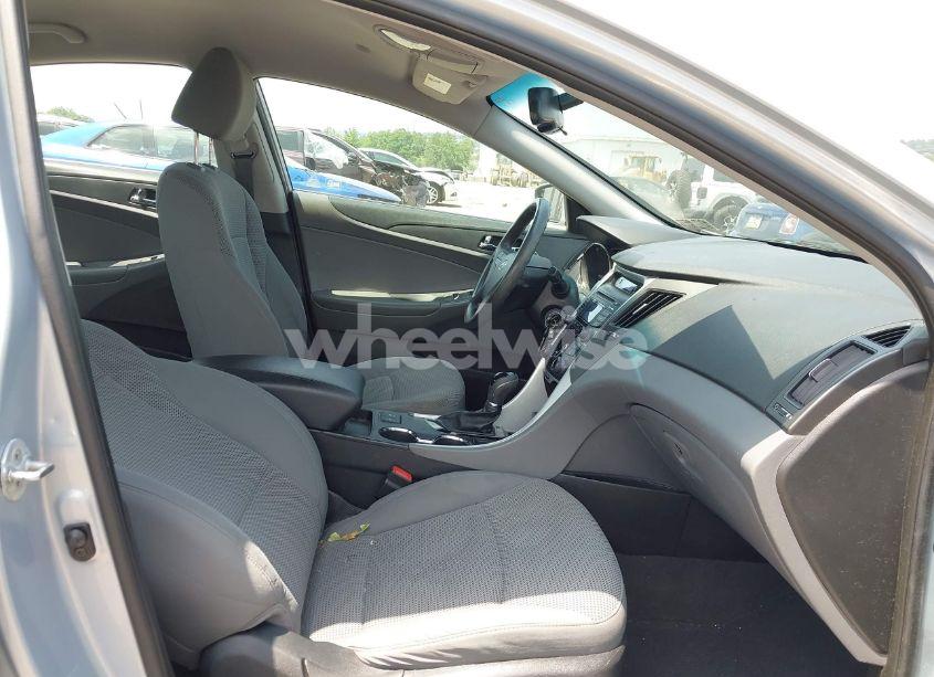 Photo 5 of 2013 Hyundai Sonata GLS (VIN 5NPEB4AC1DH557556)