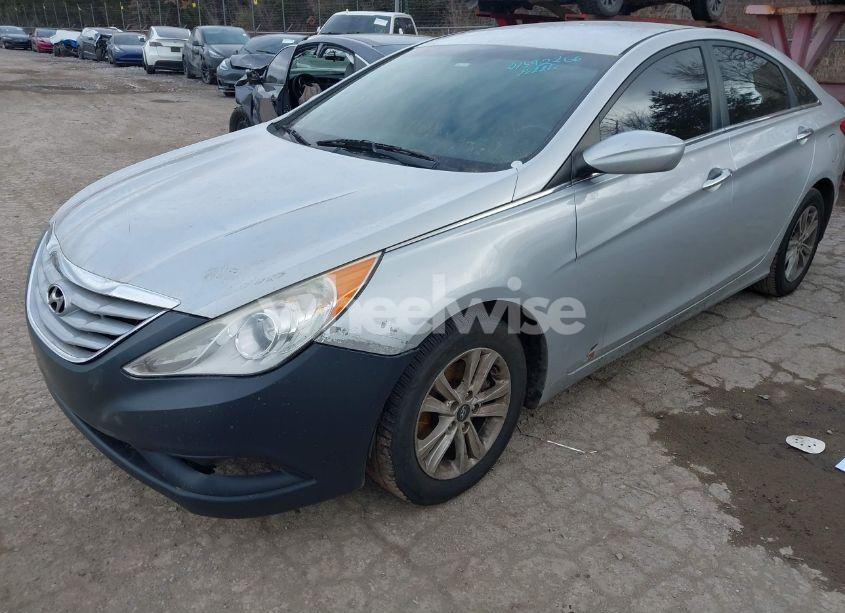 Photo 2 of 2013 Hyundai Sonata GLS (VIN 5NPEB4AC1DH564944)
