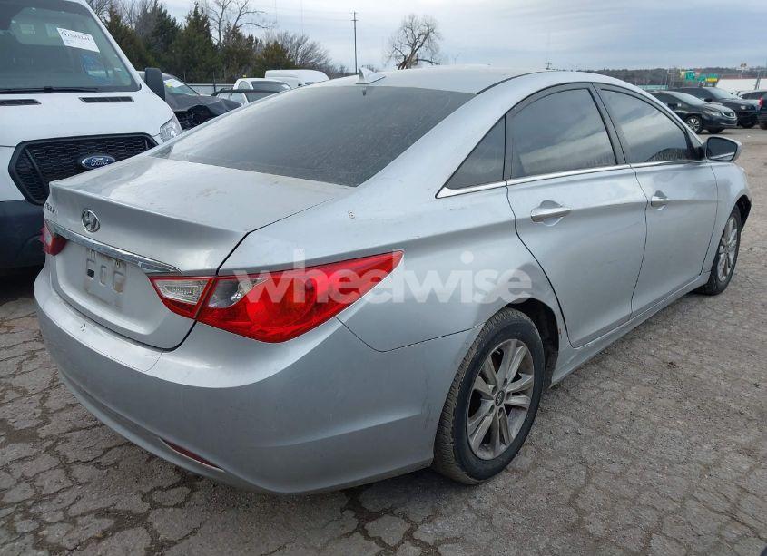 Photo 4 of 2013 Hyundai Sonata GLS (VIN 5NPEB4AC1DH564944)