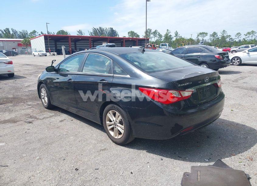Photo 3 of 2013 Hyundai Sonata GLS (VIN 5NPEB4AC1DH618176)