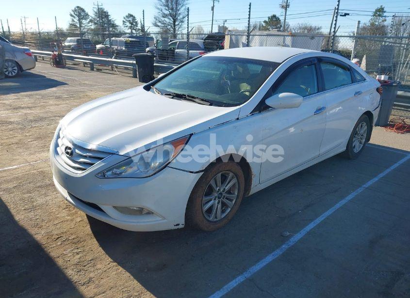 Photo 2 of 2013 Hyundai Sonata GLS (VIN 5NPEB4AC1DH645345)