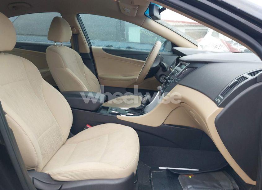 Photo 5 of 2013 Hyundai Sonata GLS (VIN 5NPEB4AC1DH647757)