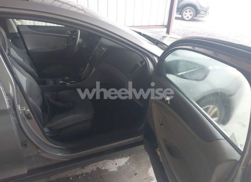 Photo 5 of 2013 Hyundai Sonata GLS (VIN 5NPEB4AC1DH683691)