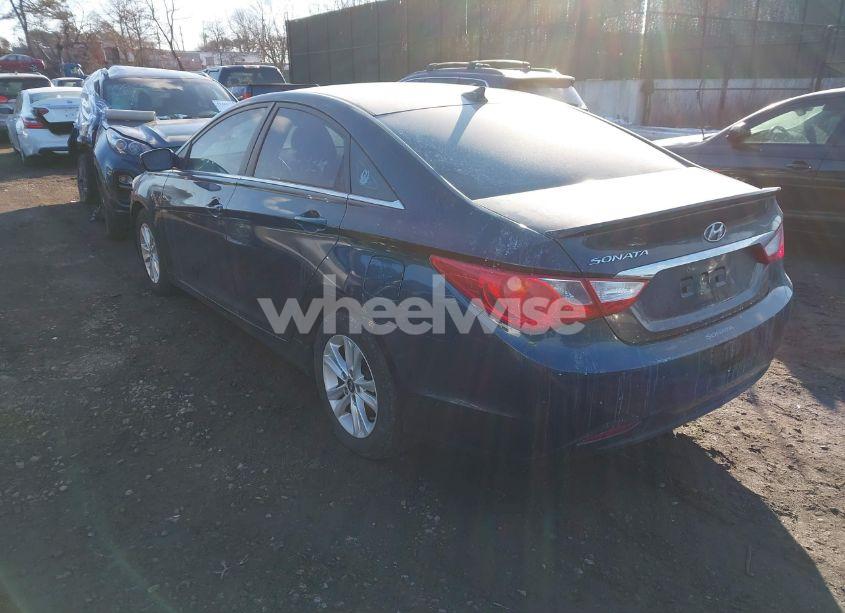 Photo 3 of 2013 Hyundai Sonata GLS (VIN 5NPEB4AC1DH702885)