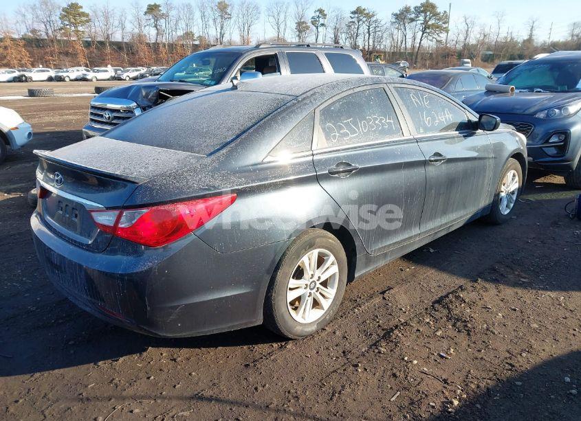 Photo 4 of 2013 Hyundai Sonata GLS (VIN 5NPEB4AC1DH702885)