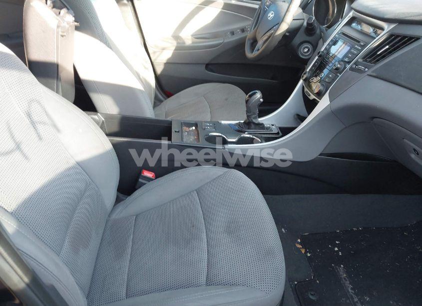 Photo 5 of 2013 Hyundai Sonata GLS (VIN 5NPEB4AC1DH702885)