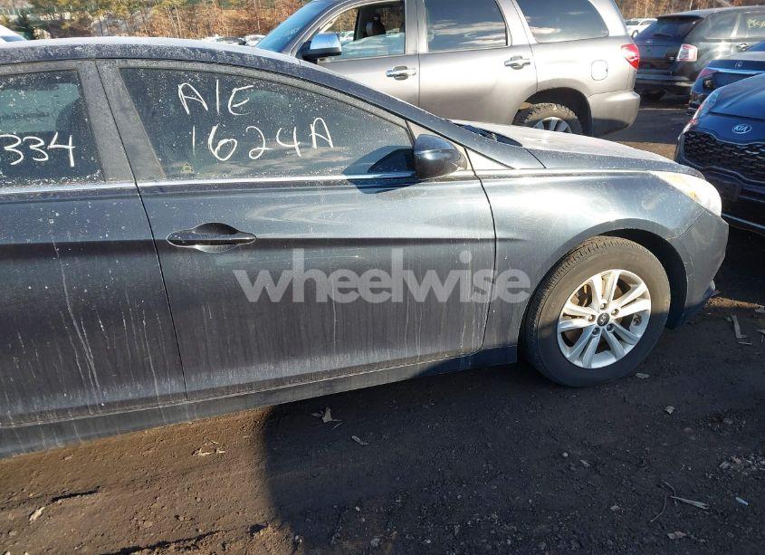 Photo 6 of 2013 Hyundai Sonata GLS (VIN 5NPEB4AC1DH702885)