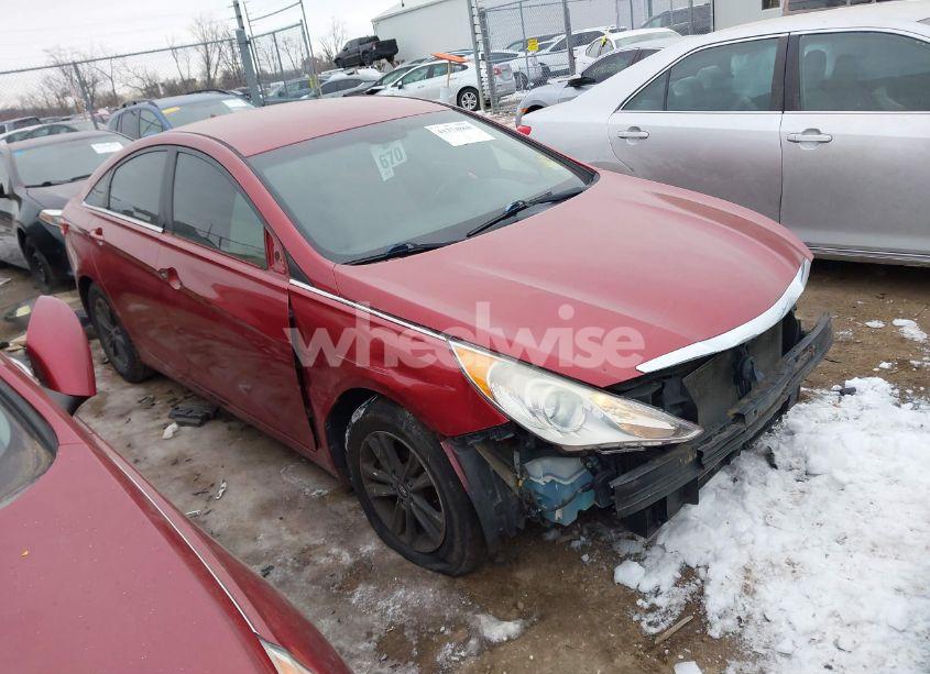 2013 Hyundai Sonata GLS (VIN 5NPEB4AC1DH744392) main photo