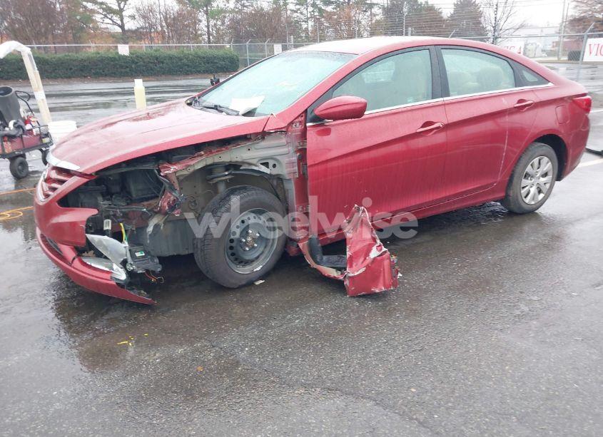 Photo 2 of 2013 Hyundai Sonata GLS (VIN 5NPEB4AC1DH749172)