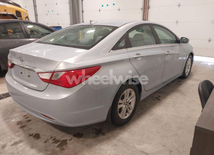 Photo 4 of 2013 Hyundai Sonata GLS (VIN 5NPEB4AC1DH751746)