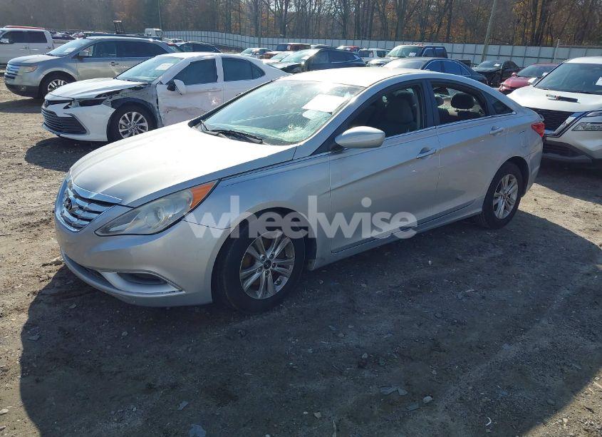 Photo 2 of 2013 Hyundai Sonata GLS (VIN 5NPEB4AC1DH754856)