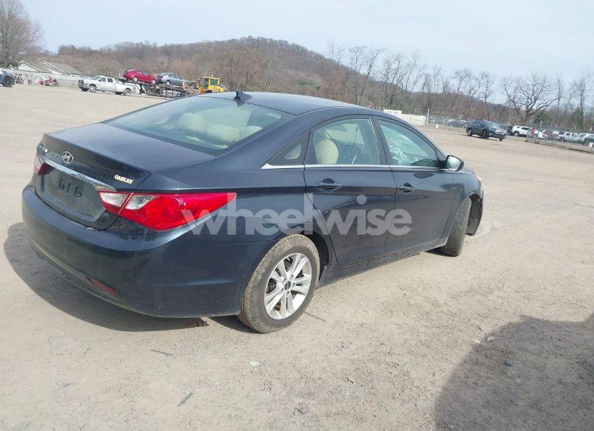 Photo 4 of 2013 Hyundai Sonata GLS (VIN 5NPEB4AC1DH768062)